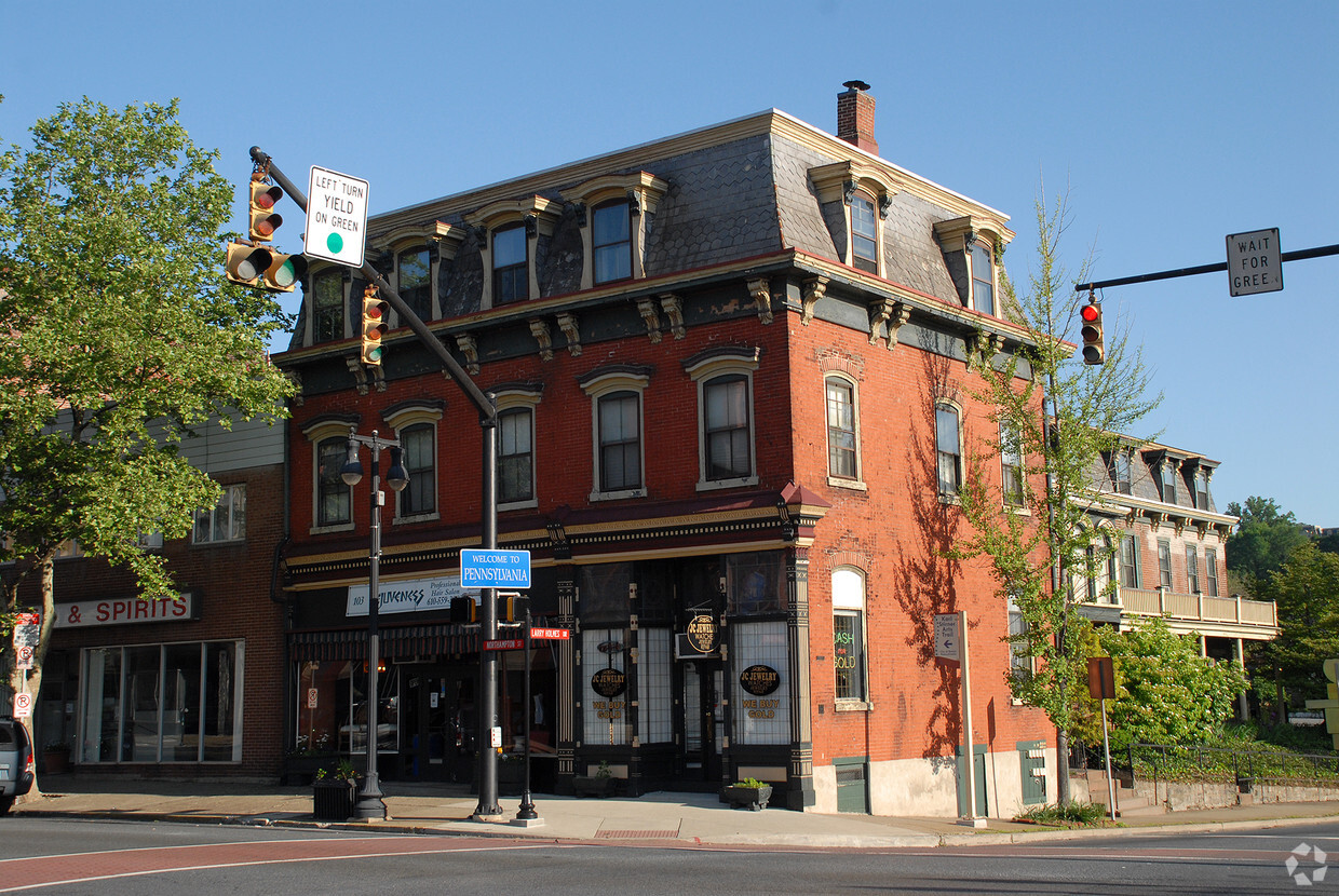 Primary Photo - 101-103 Northampton St