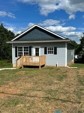 Building Photo - 1524 Brown Ave