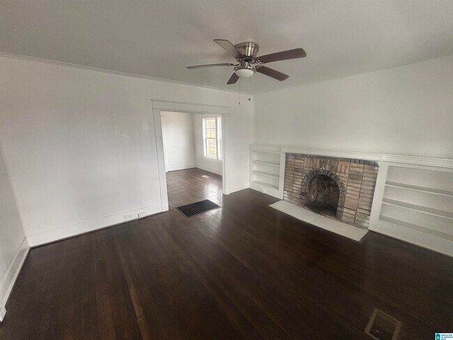 Foto del edificio - 1619 27th St W