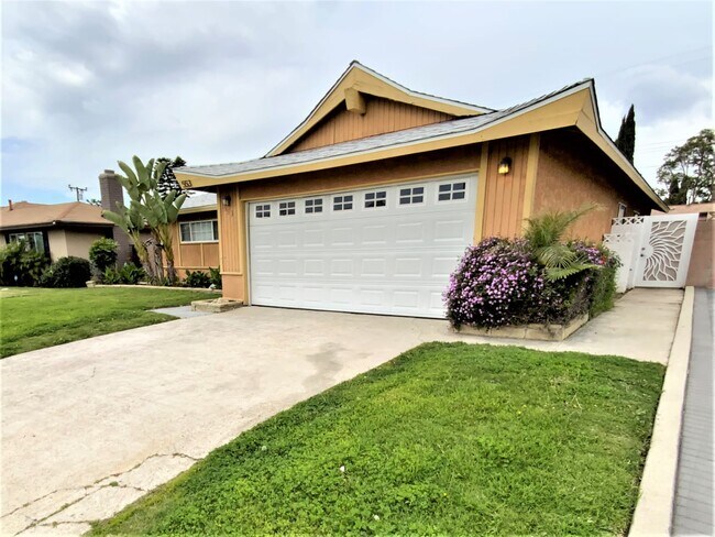 Building Photo - 553 E Kenbridge Dr