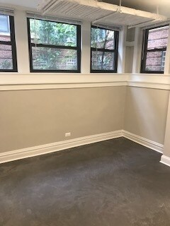 Building Photo - 5003 N Ashland Ave