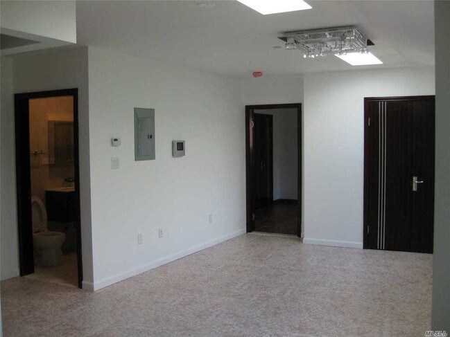 Foto del edificio - 146-27 Beech Ave