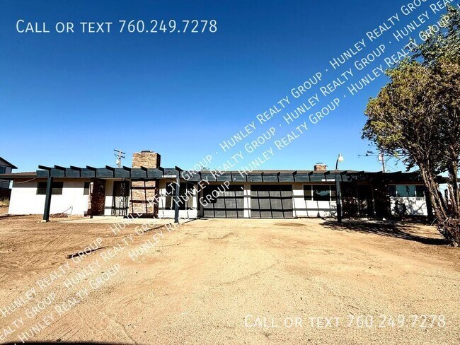 Foto del edificio - 15722 Sago Rd