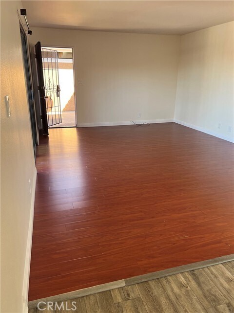 Foto del edificio - 5752 Kingman Ave