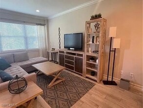 Building Photo - 7139 Greenwood Park Cir