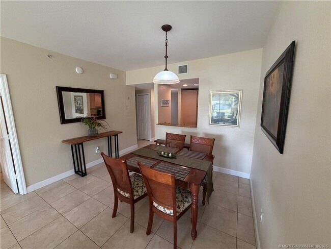 Foto del edificio - 4210 Gator Trace Ave