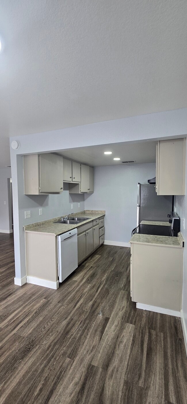 Foto del edificio - Glencole Apartments