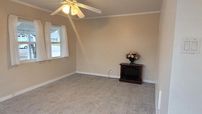 Foto del edificio - 1126 S 4th St