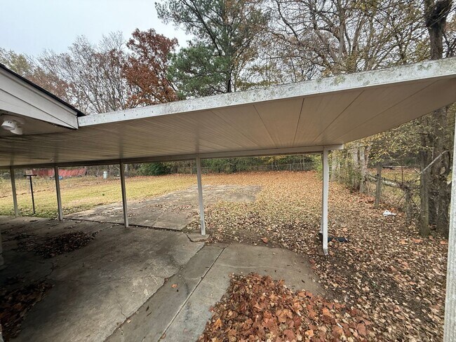 Foto del edificio - ** 3 Bed 2 Bath House located off Woodley road** Call 334-366-9198 to schedule a self tour