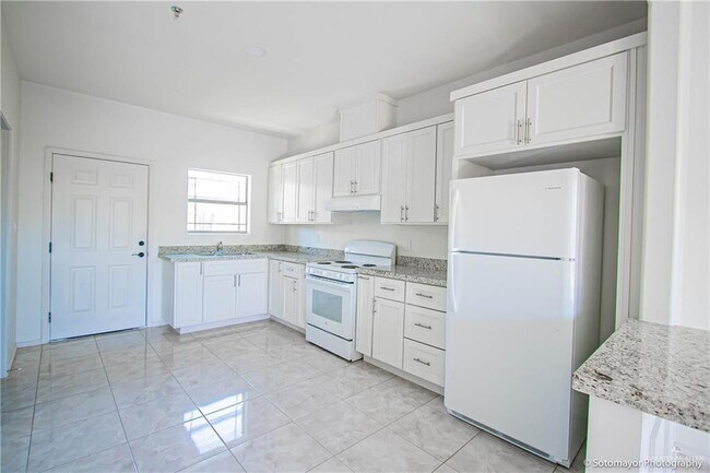 Foto del edificio - 2204 W Dallas Ave