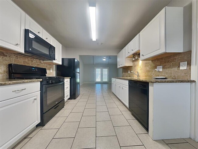 Foto del edificio - 2319 Shadbury Ct