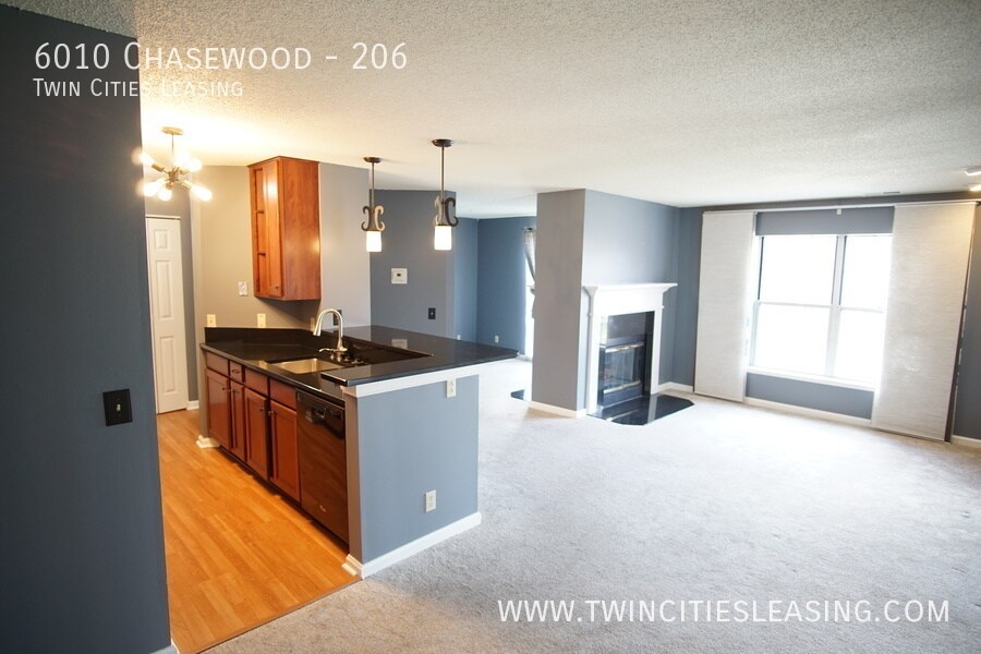 Primary Photo - 1 Bed/1 Bath Condo Featuring an Office, Pa...