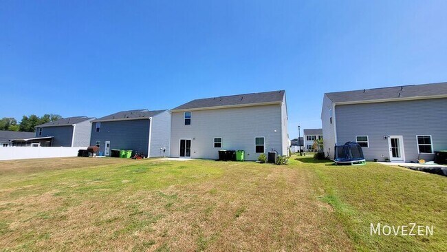 Foto del edificio - 812 Brook Bawn Rd
