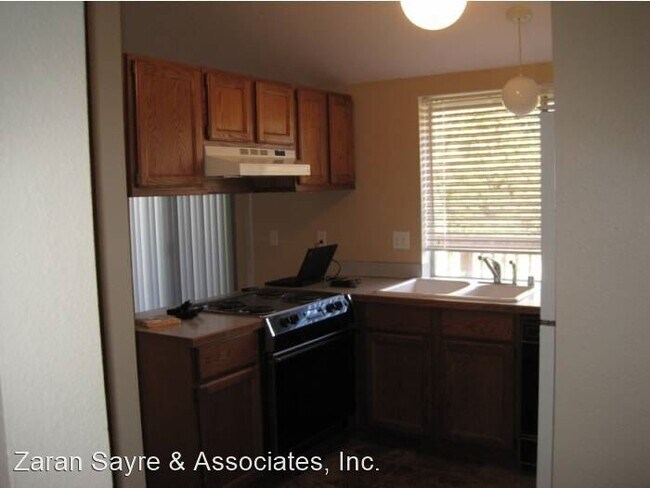 Building Photo - 3 br, 2 bath House - 1832 SW 323rd Street