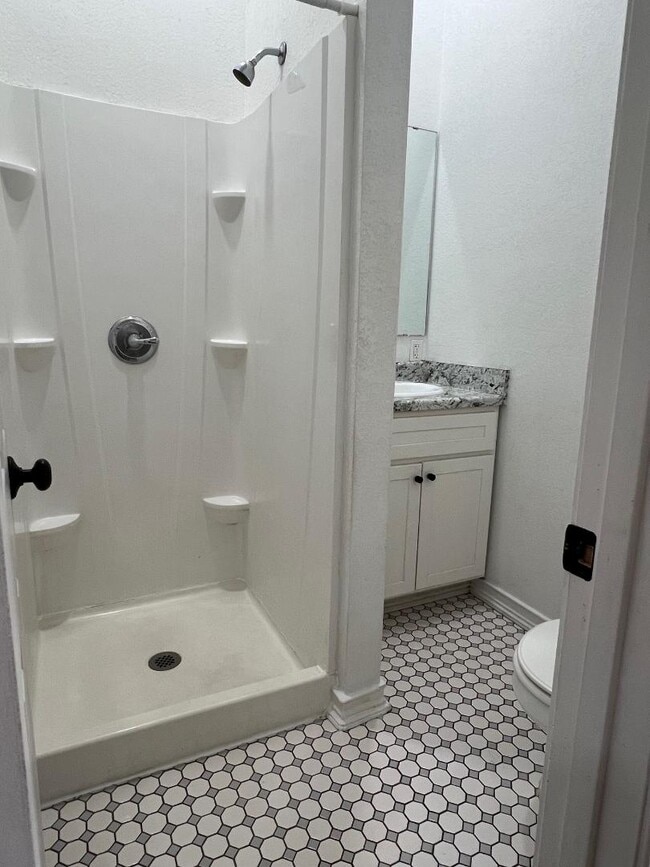 Foto del edificio - 1618 8th St