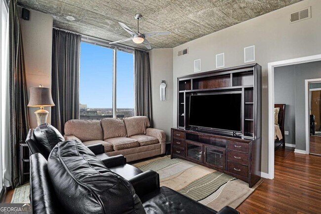 Foto del edificio - 855 Peachtree St NE