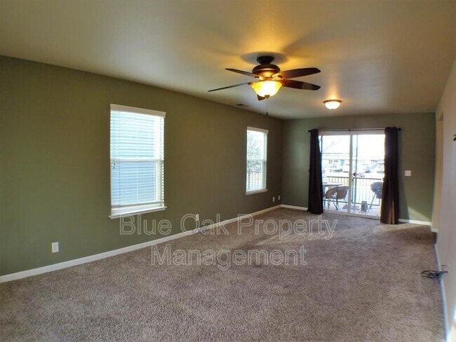 Foto del edificio - 2099 Hartford Dr