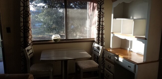 Foto del edificio - 3228 Bristle Branch Dr