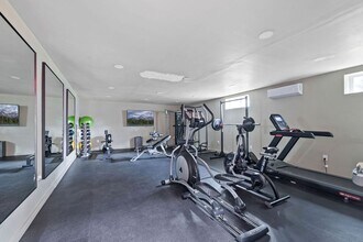 Interior Photo - Livingston Gardens
