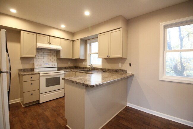 Foto del edificio - 4926 Madison Ave