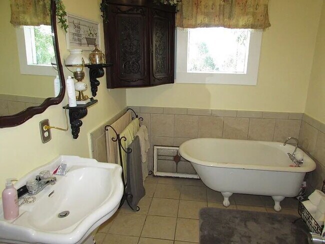 Foto del edificio - Now Available in Arlington, GA – Spacious ...