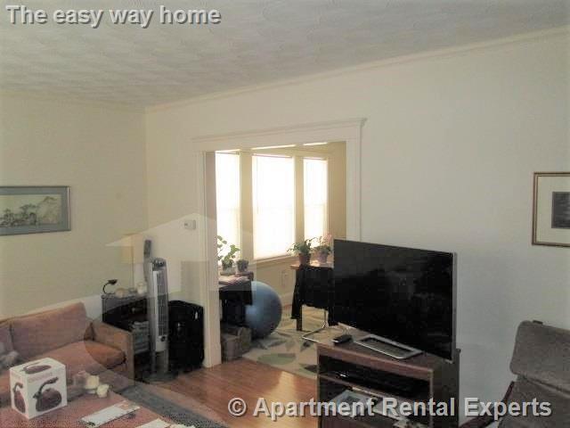 Building Photo - Somerville/Tufts 2 Bedroom