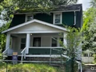 Building Photo - 1148 La Croix Ave