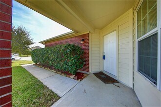 Building Photo - 12702 Claradeen Ct
