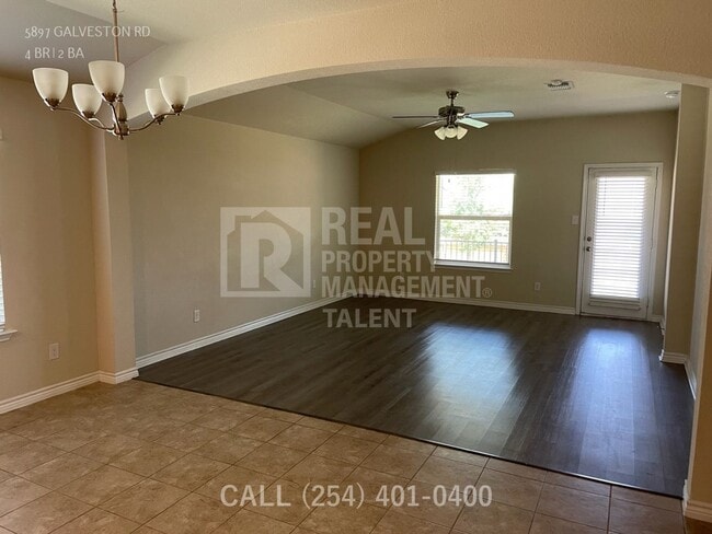 Building Photo - 5897 Galveston Rd