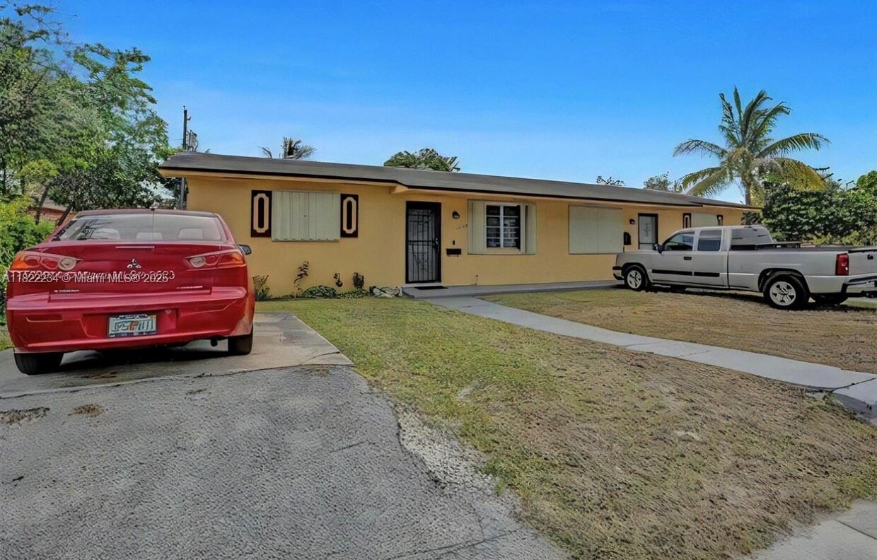 Primary Photo - 1052 NW 103rd St