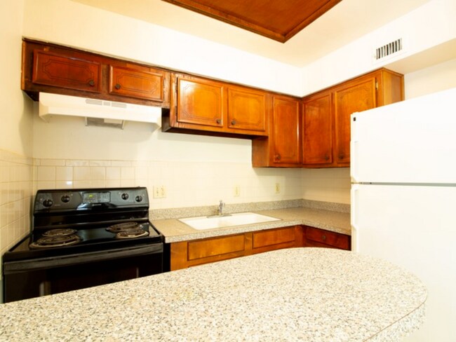 Foto del edificio - 4742 Yale St