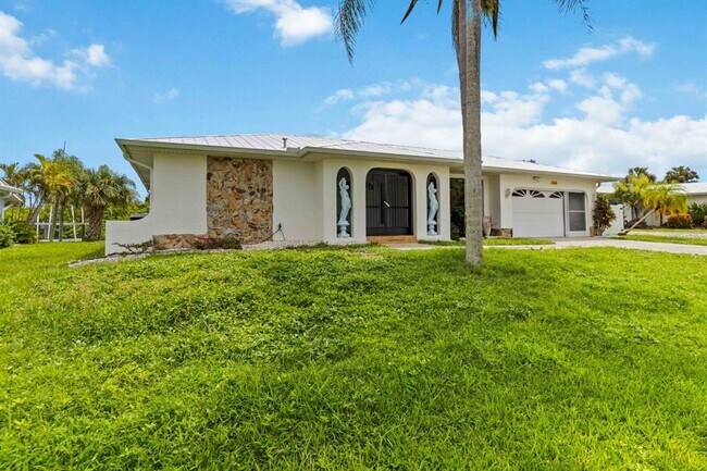 Foto del edificio - 18606 Briggs Cir