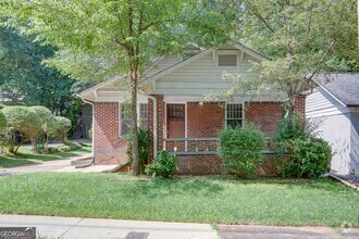 Building Photo - 1766 W Forrest Ave