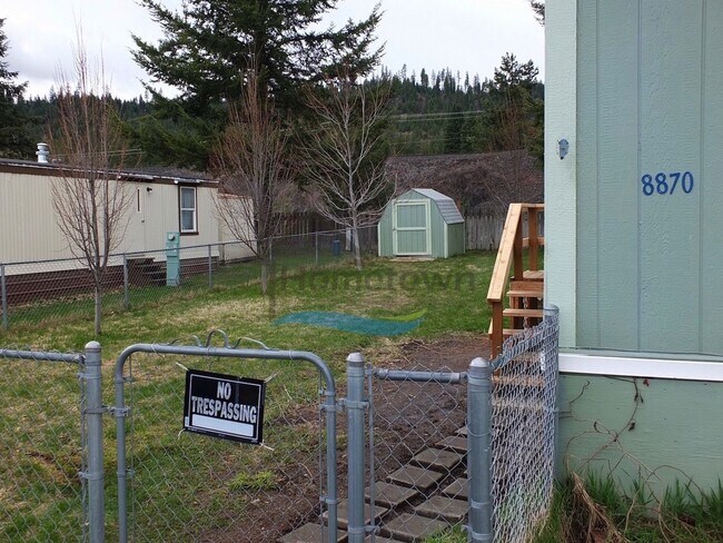 Foto del edificio - 2 Bed 1 Bath Mobile with Fenced Yard and Storage Shed!