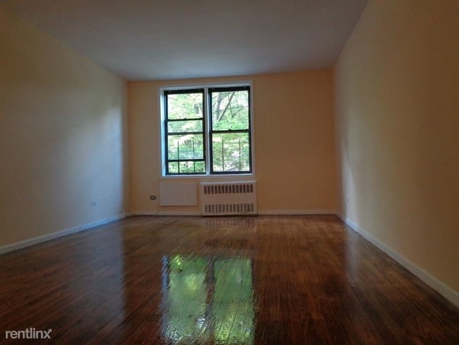 Building Photo - 3254 Cambridge Ave