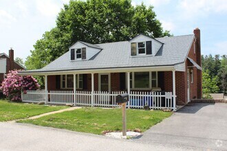 Building Photo - 254 Ridge Ave