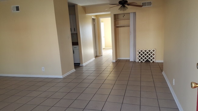 Foto del edificio - 10524 Watterson Trail