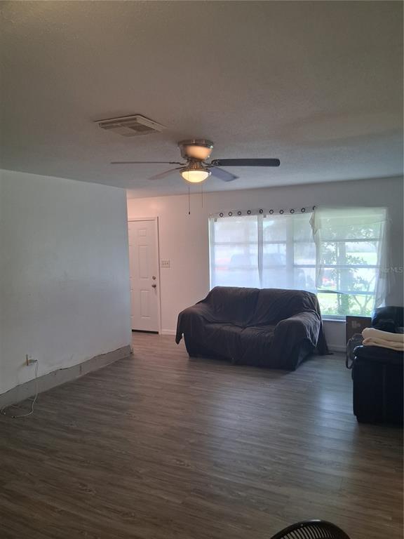 Building Photo - 935 Grey Oak Ct