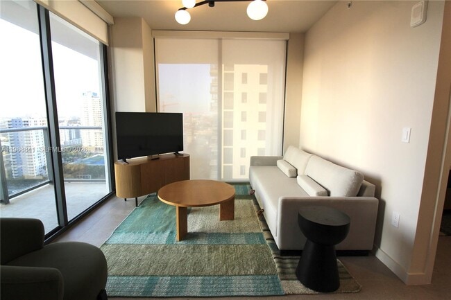 Foto del edificio - 11 NE 6th St