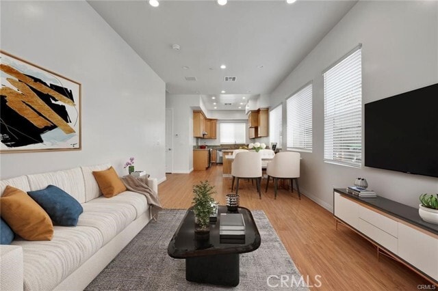 Foto del edificio - 320 S Lincoln Ave