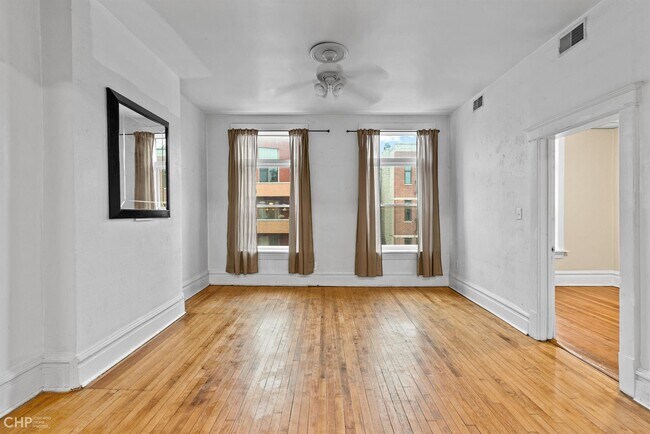 Foto del edificio - 2309 W North Ave