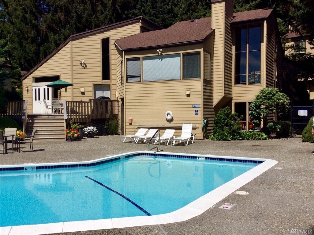 10819 NE 37th Plz Unit 336, Bellevue, WA 98004 Condo for Rent in