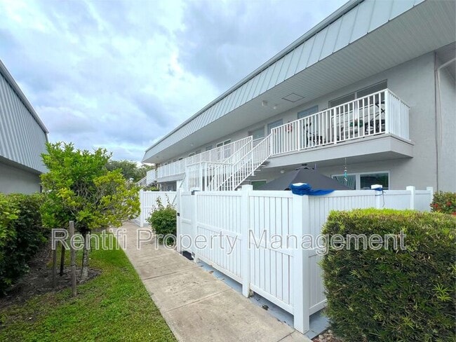 Building Photo - 6777 Winkler Rd