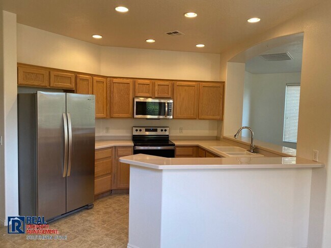 Foto del edificio - Coral Canyon Home