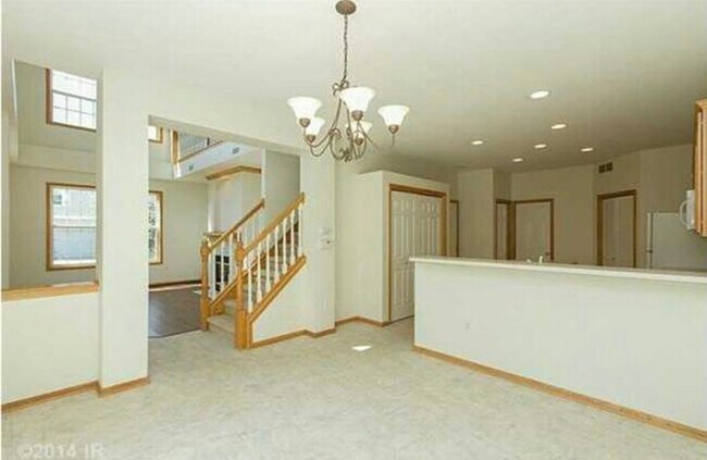 Foto del edificio - 3923 NE Gardenia Ln