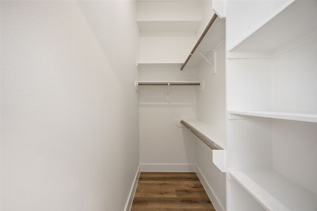 Foto del edificio - 8013 Cora St