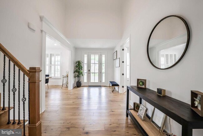 Foto del edificio - 4804 Bridle Ridge Rd