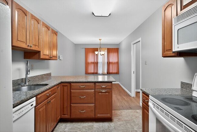 Foto del edificio - 85 Brookeside Pl