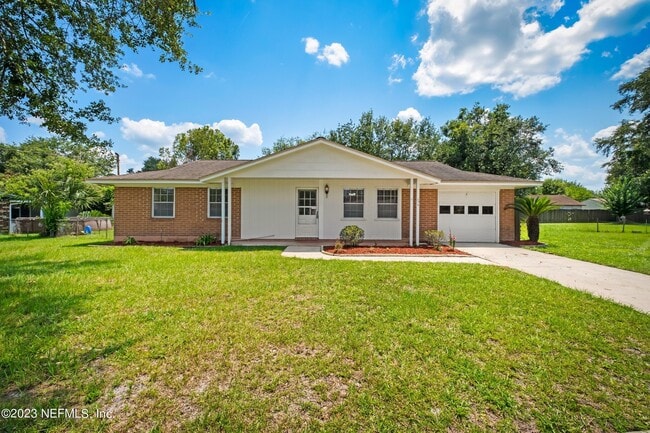 Foto del edificio - 736 Foxbriar Cove