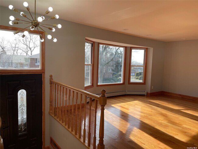 Foto del edificio - 27 Elmwood Ct